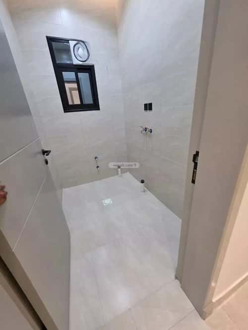 Apartment 211 SQM with 6 Bedrooms Al Ma'Ala, Ahad Rafidah