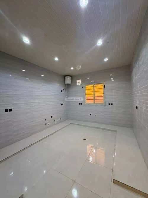 Apartment 371 SQM with 9 Bedrooms Shabaa, Khamis Mushait