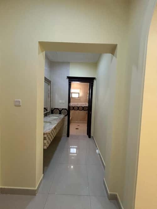 Apartment 1012 SQM with 5 Bedrooms Al Fysalyah, Aldammam