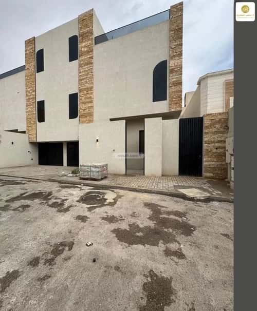 Floor 209 SQM with 4 Bedrooms Ar-Rimal, East Riyadh, Riyadh