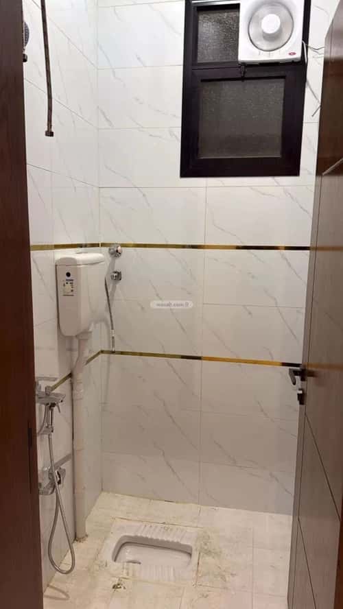 Floor 234 SQM with 6 Bedrooms Al Taawun, Khamis Mushait