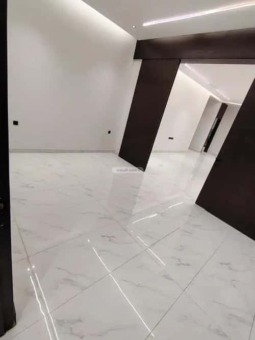 Floor 242 SQM with 3 Bedrooms Al-Muanisiyah, East Riyadh, Riyadh