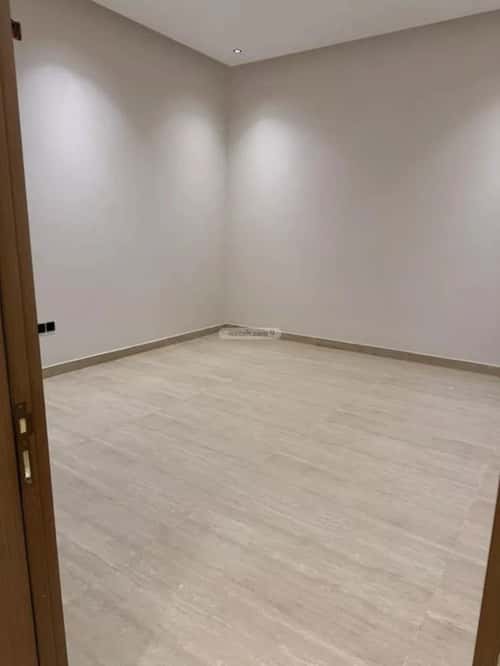 Floor 572 SQM with 5 Bedrooms As-Safa, Central Riyadh, Riyadh