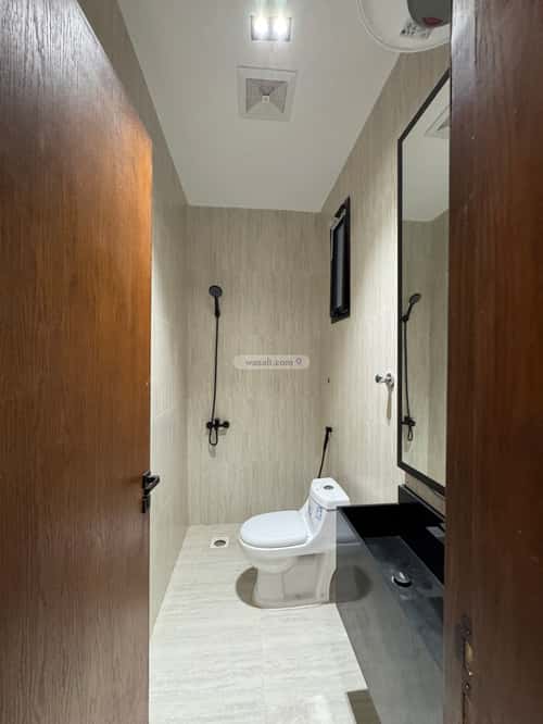 Apartment with 6 Bedrooms Al-Yarmouk, Khamis Mushait
