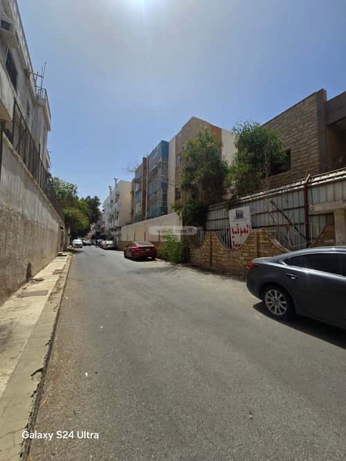 Building 500 SQM Al Azizeyyah, North Jeddah, Jeddah