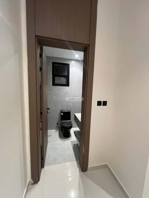 Floor 194 SQM with 5 Bedrooms Al Marjan, East Riyadh, Riyadh