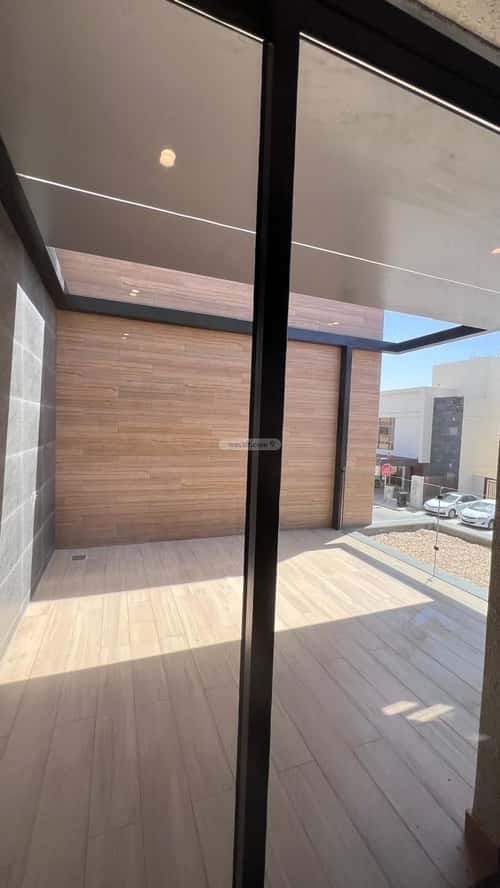 Villa 205 SQM Facing East with 4 Bedrooms Al-Muanisiyah, East Riyadh, Riyadh