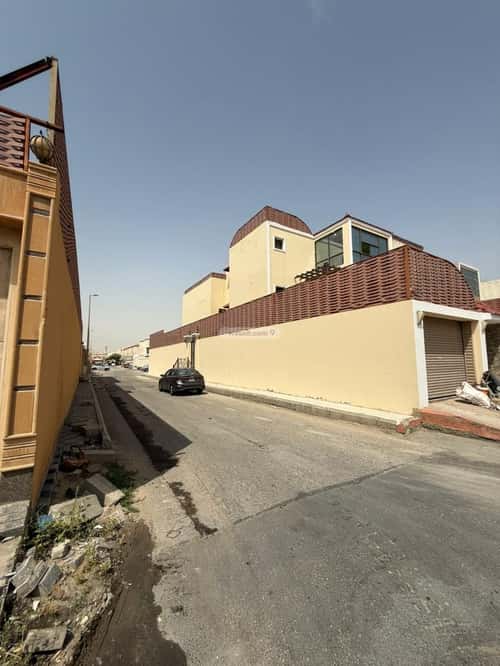 Villa 379 SQM Facing East on 18m Width Street Teebh, Aldammam