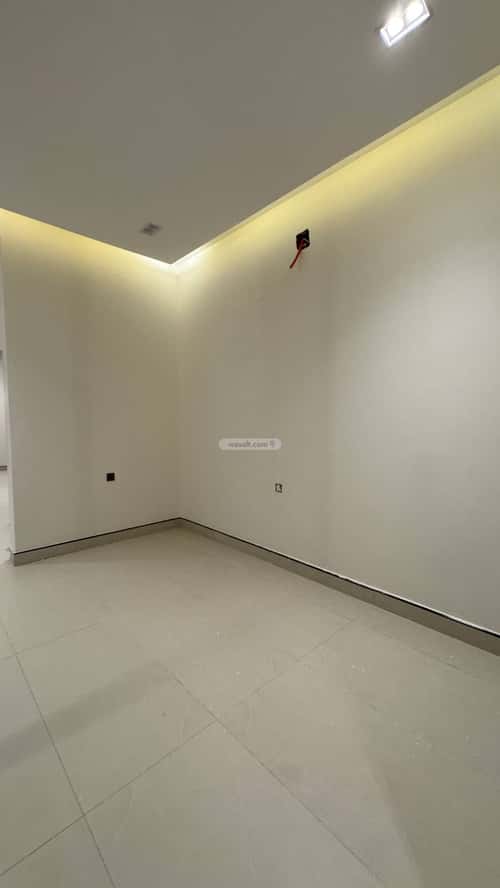 Villa 276 SQM Facing West on 20m Width Street Ar-Rimal, East Riyadh, Riyadh