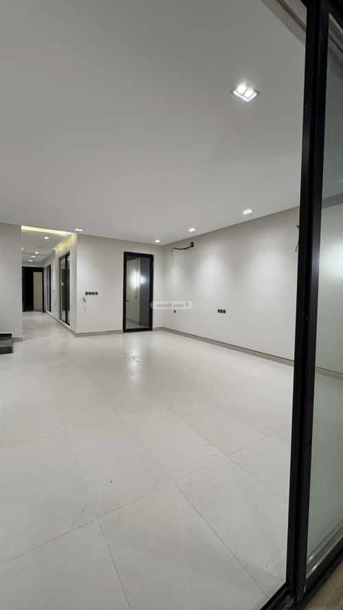 Villa 276 SQM Facing West on 20m Width Street Ar-Rimal, East Riyadh, Riyadh