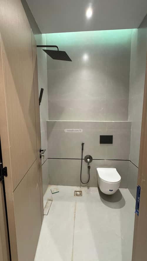 Floor 188 SQM with 3 Bedrooms Al-Muanisiyah, East Riyadh, Riyadh