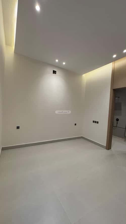Floor 169 SQM with 3 Bedrooms Al-Muanisiyah, East Riyadh, Riyadh