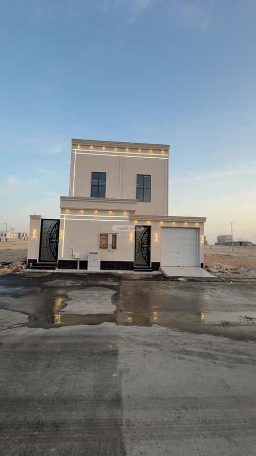 فيلا 271 متر مربع شرقية على شارع 18م النظيم، شرق الرياض، الرياض