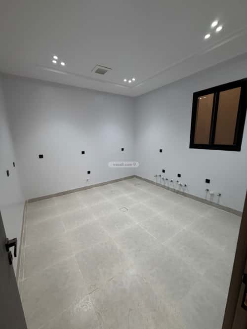Floor 155 SQM with 5 Bedrooms Twaeeq, West Riyadh, Riyadh