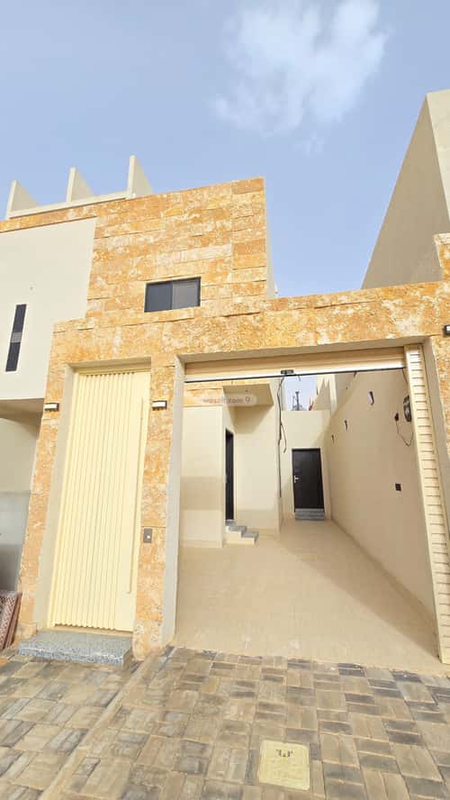 Floor 151 SQM with 6 Bedrooms Dirab, West Riyadh, Riyadh