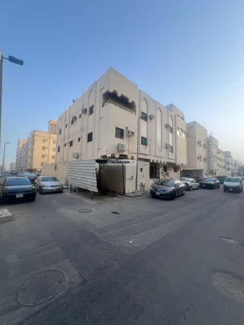 Building 528 SQM Facing South Al Faysaleyyah, North Jeddah, Jeddah