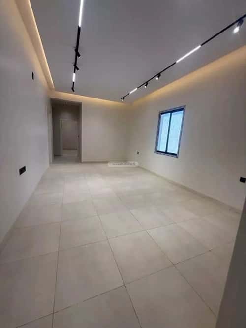 Floor 360 SQM with 3 Bedrooms Al-Janadriyah, East Riyadh, Riyadh