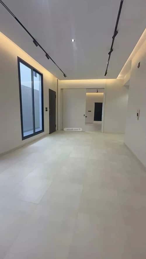 Floor 360 SQM with 3 Bedrooms Al-Janadriyah, East Riyadh, Riyadh
