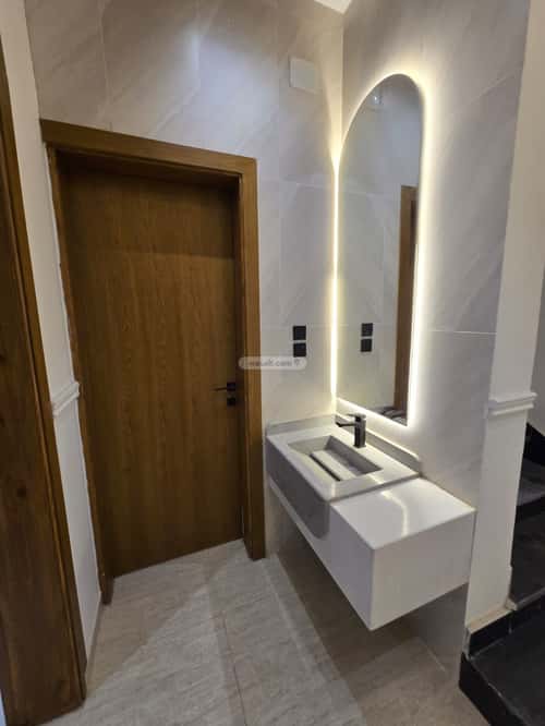Villa 305 SQM Al Rahbah, Alttayif