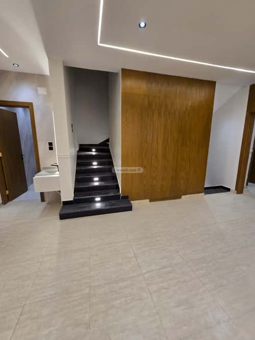 Villa 305 SQM Al Rahbah, Alttayif