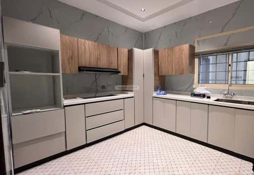 Floor with 5 Bedrooms As-Sahafa, North Riyadh, Riyadh