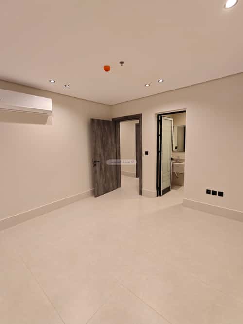 Apartment with 5 Bedrooms Al Zohoor, Aldammam