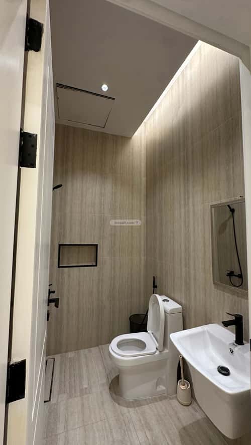 Semi-Furnished Apartment with 3 Bedrooms Al-Qadisiyah, East Riyadh, Riyadh