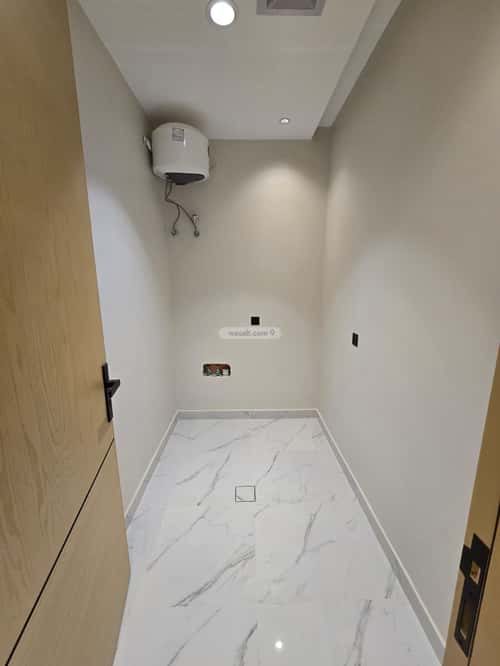 Apartment with 6 Bedrooms Jubail, Alttayif