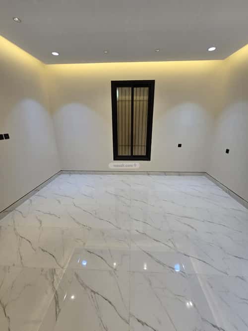 Apartment with 5 Bedrooms Jubail, Alttayif