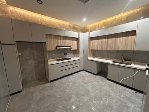 Floor 176 SQM with 6 Bedrooms Okaz, South Riyadh, Riyadh