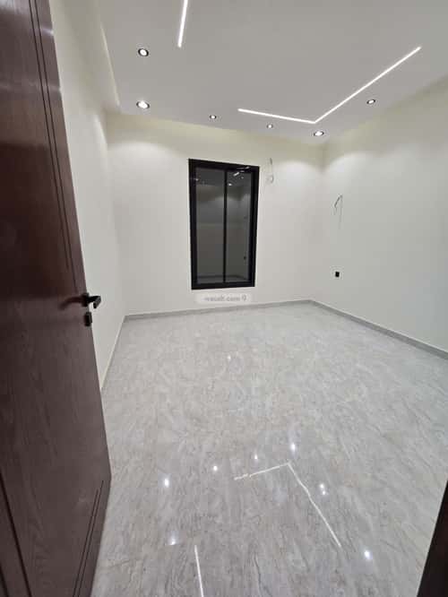 Villa 282 SQM Al Wasat District, Alttayif