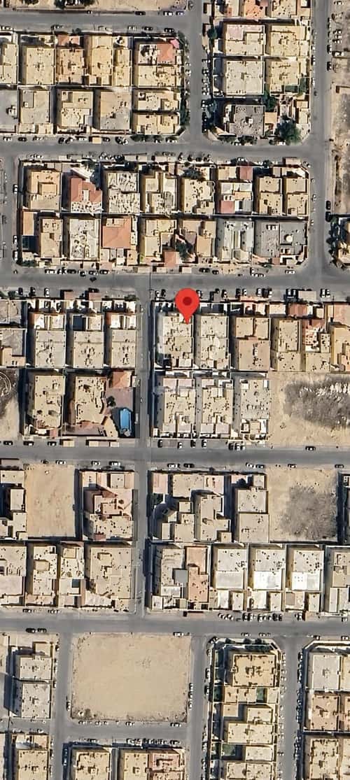 فيلا 262 متر مربع شمالية على شارع 20م التحلية، الخبر