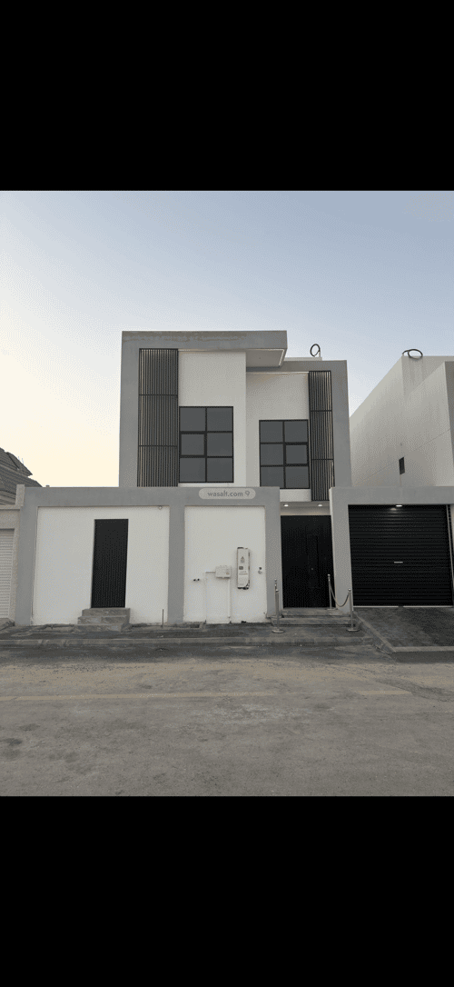 Villa 322 SQM Facing South on 18m Width Street Al Seef, Aldammam