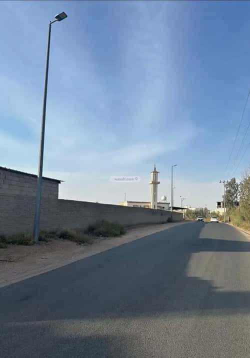 أرض 7936 متر مربع ثلاثة شوارع على شارع 12م الصفراء، الطائف