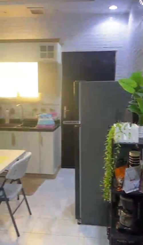 فيلا 250 متر مربع شمالية على شارع 18م بدر، جنوب الرياض، الرياض