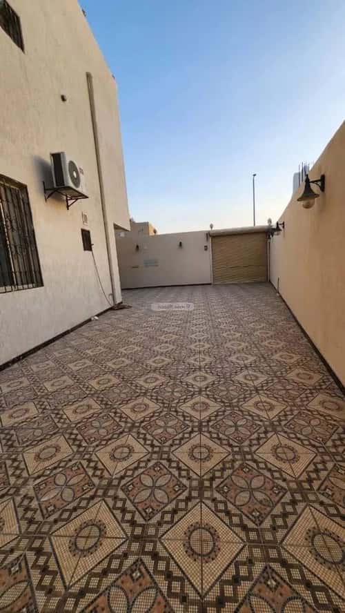 فيلا 340 متر مربع غربية على شارع 15م الياقوت، شمال جدة، جدة