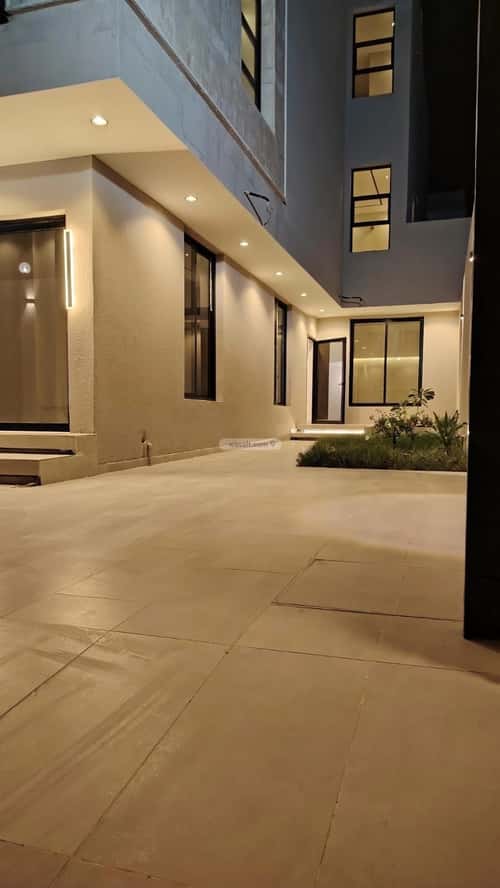 Villa 477 SQM Facing West on 15m Width Street Al Rahmanyah, East Jeddah, Jeddah