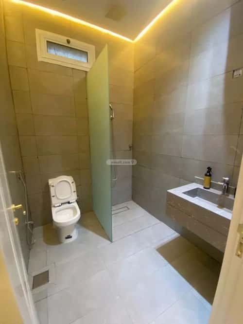 Villa 1105.35 SQM Facing South on 20m Width Street Alhesaynia, Makkah Al Mukarramah