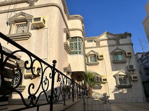 فيلا 1250 متر مربع غربية على شارع 35م العوالي، مكة المكرمة