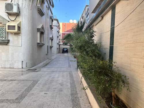 Villa 1250 SQM Facing West on 35m Width Street Alawaly, Makkah Al Mukarramah