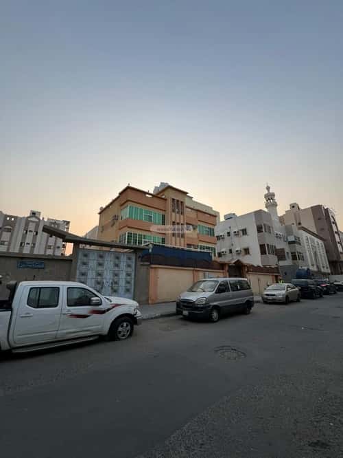 عمارة 400 متر مربع واجهة شرقية الجامعة، مكة المكرمة