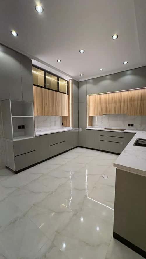 Apartment 231.64 SQM with 6 Bedrooms Al-Bawadi, Tbwk