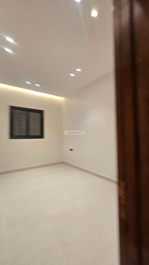 Floor 191.75 SQM with 10 Bedrooms Al-Janadriyah, East Riyadh, Riyadh