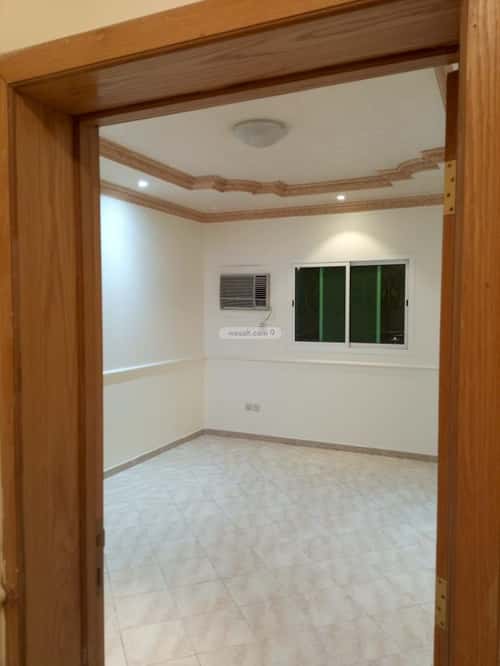 عمارة 2100 متر مربع واجهة غربية الغدير، شمال الرياض، الرياض