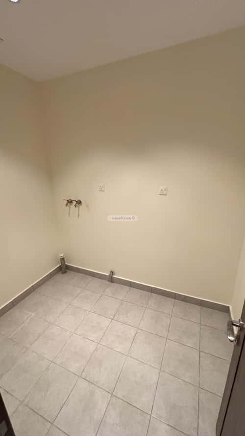 Apartment 244 SQM with 5 Bedrooms Al Difa'A, Madinah