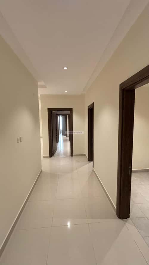 Apartment 244 SQM with 5 Bedrooms Al Difa'A, Madinah