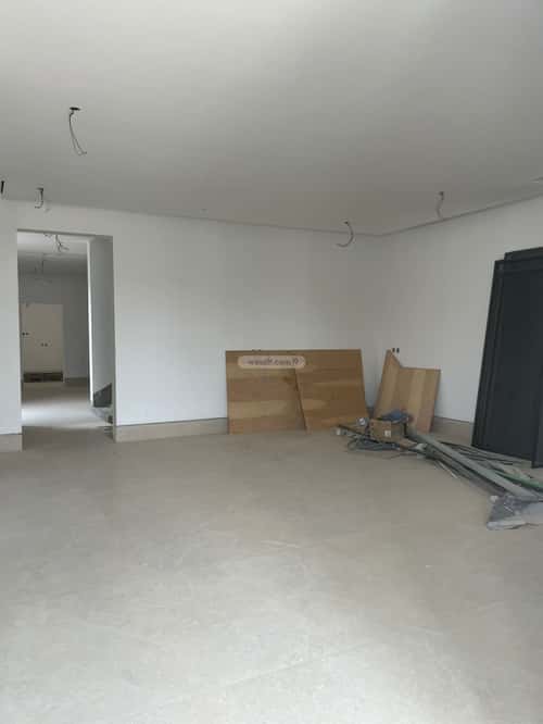 Villa 300 SQM Facing North on 15m Width Street As-Safa, Central Riyadh, Riyadh