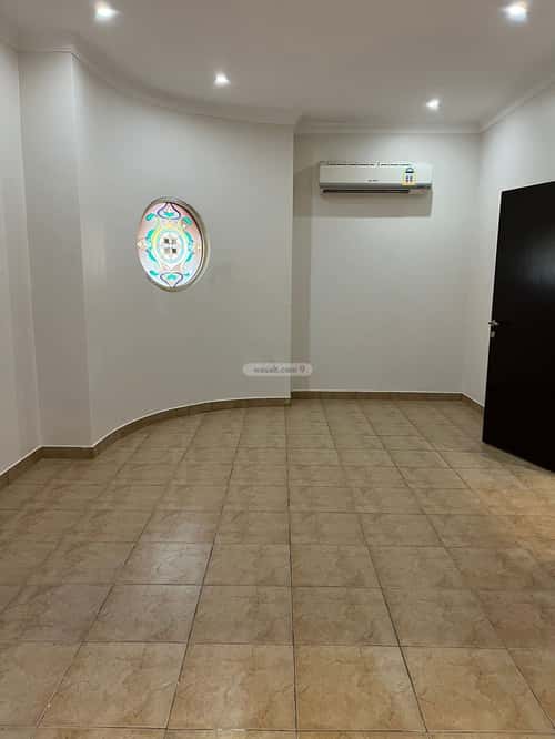 Floor with 5 Bedrooms Al-Yasmeen, North Riyadh, Riyadh
