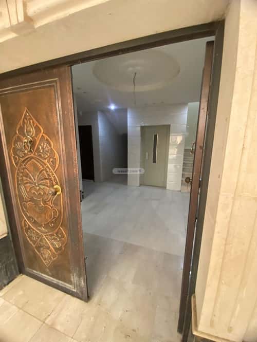 Building 460 SQM Facing South Alsharaea, Makkah Al Mukarramah