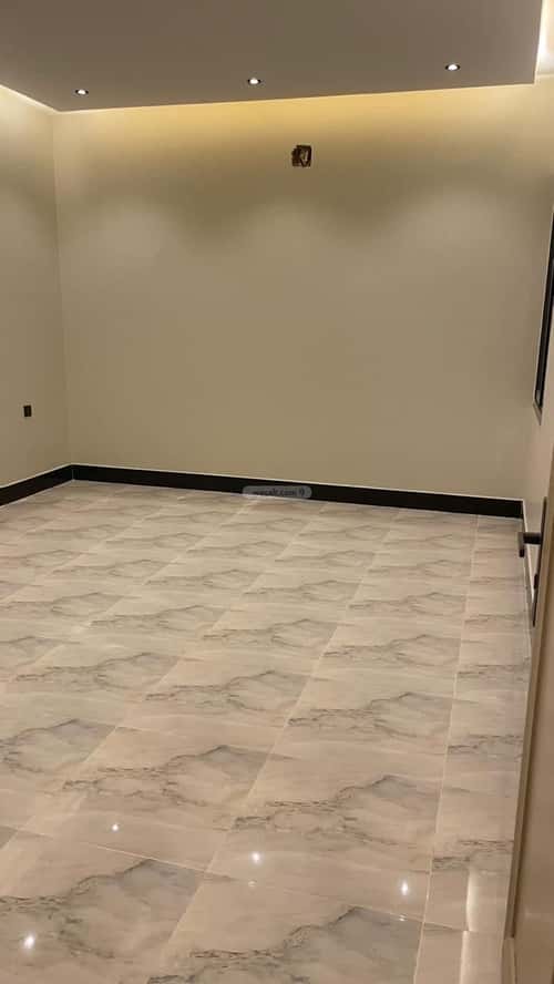 Floor 266.3 SQM with 5 Bedrooms Dahiat Namar, West Riyadh, Riyadh